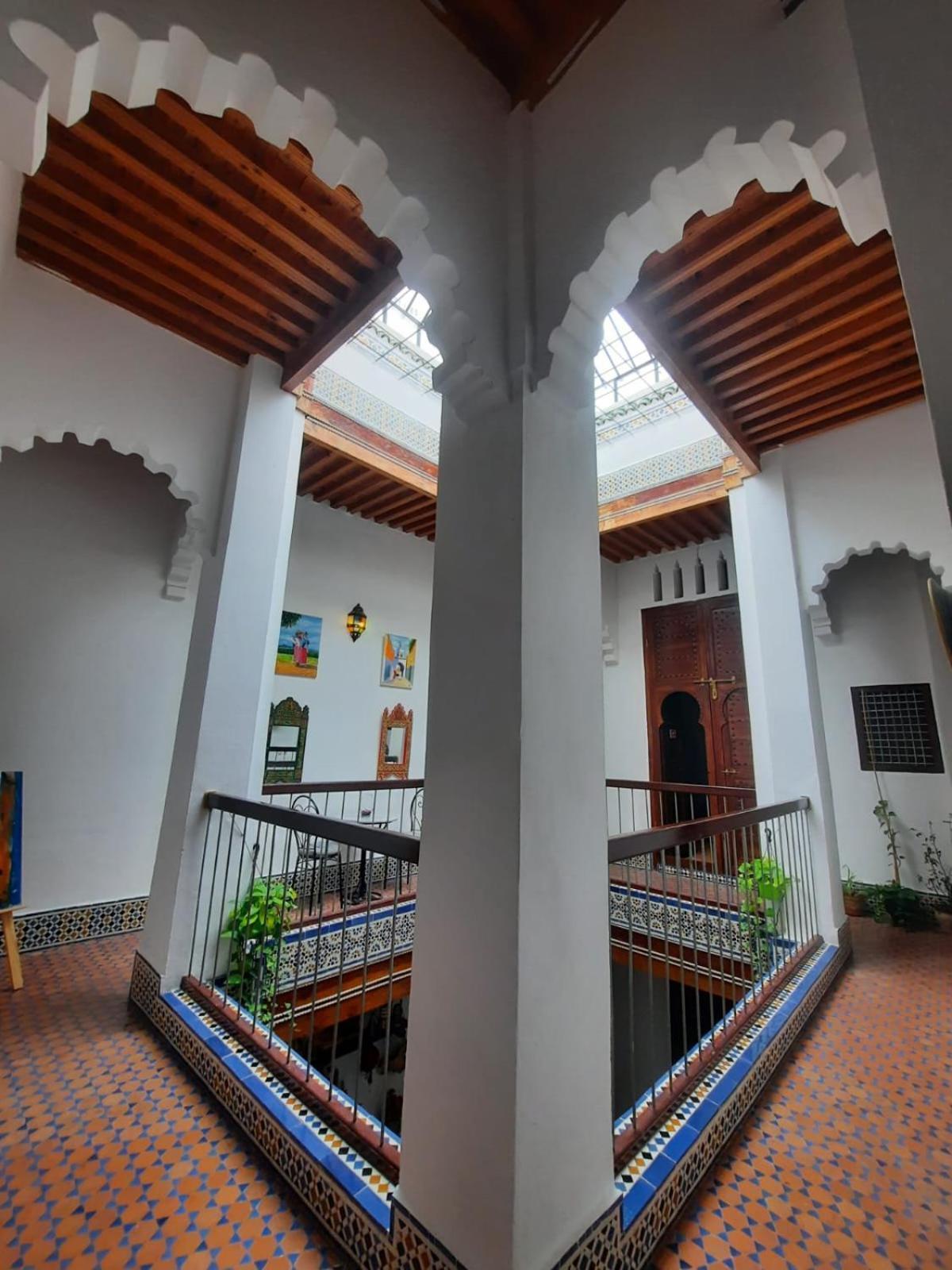Hostel Four Seasons Tetouan Exterior photo