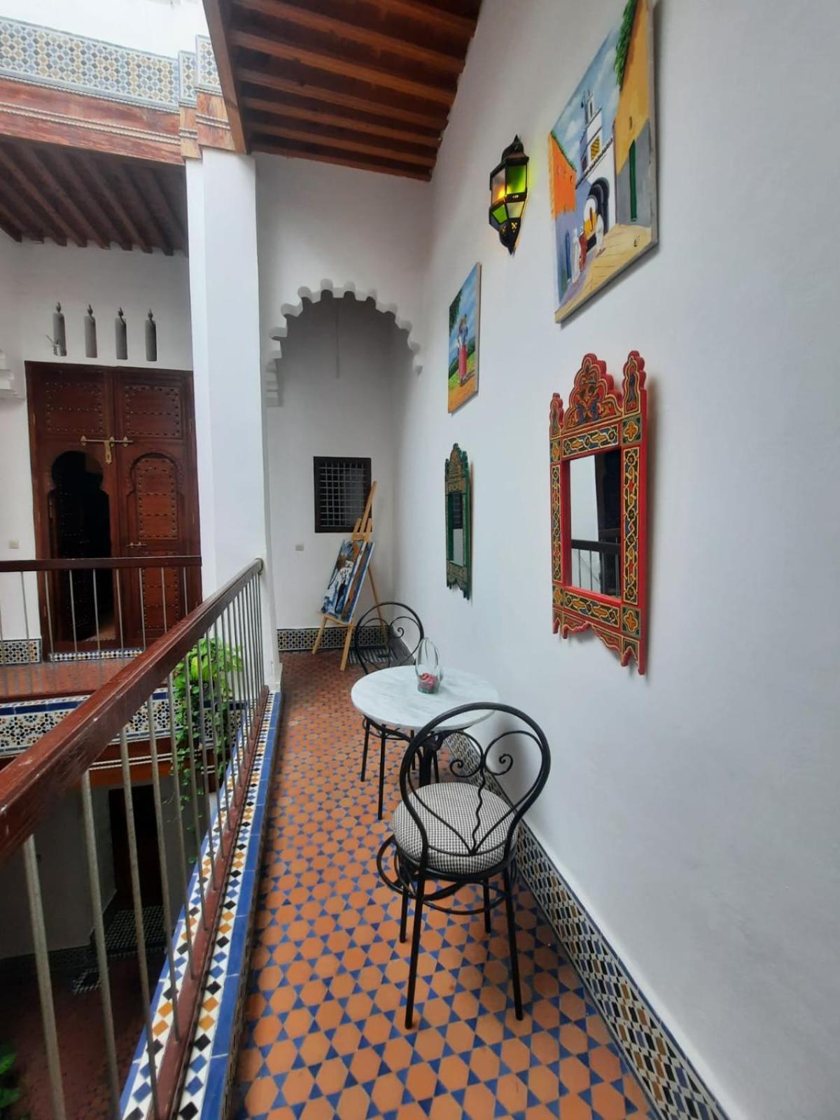 Hostel Four Seasons Tetouan Exterior photo