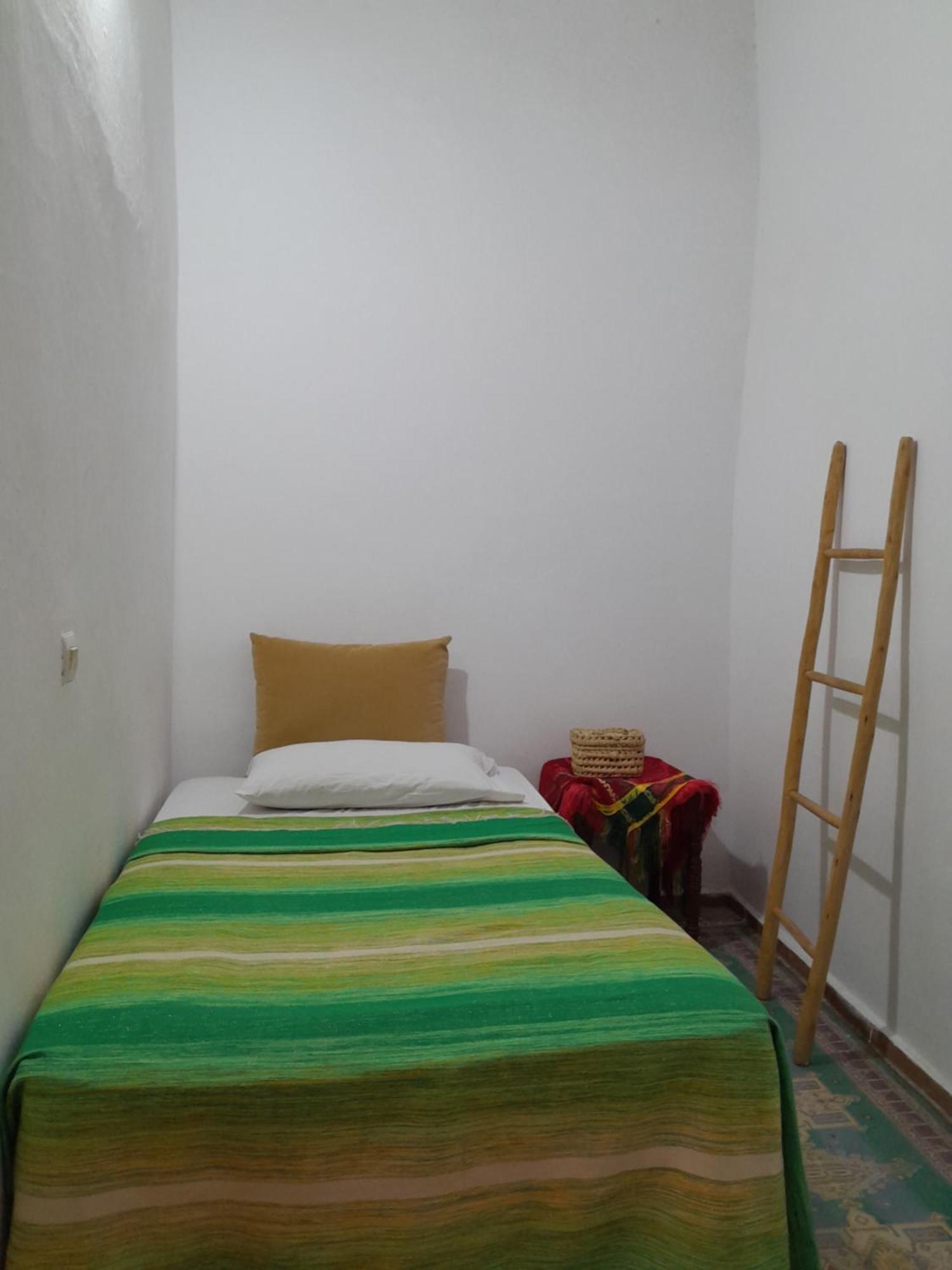 Hostel Four Seasons Tetouan Exterior photo